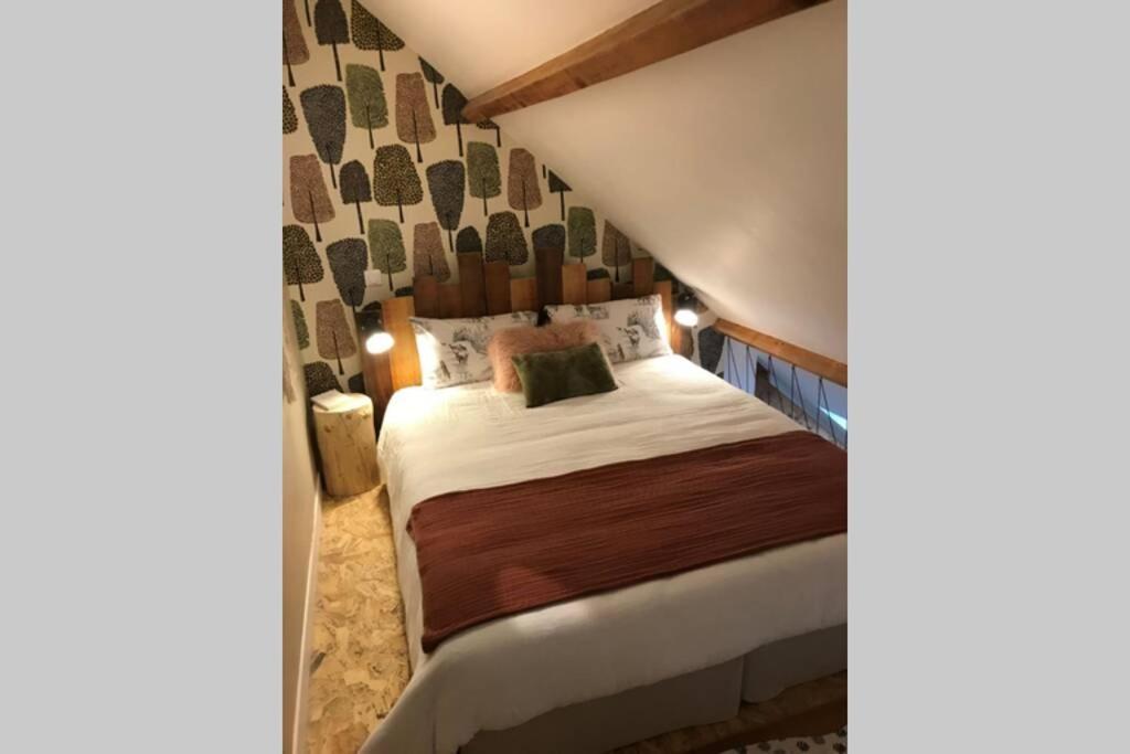 un Nid en Ville-a Nest in Town -AMIENS-classé 3 étoiles Extérieur photo