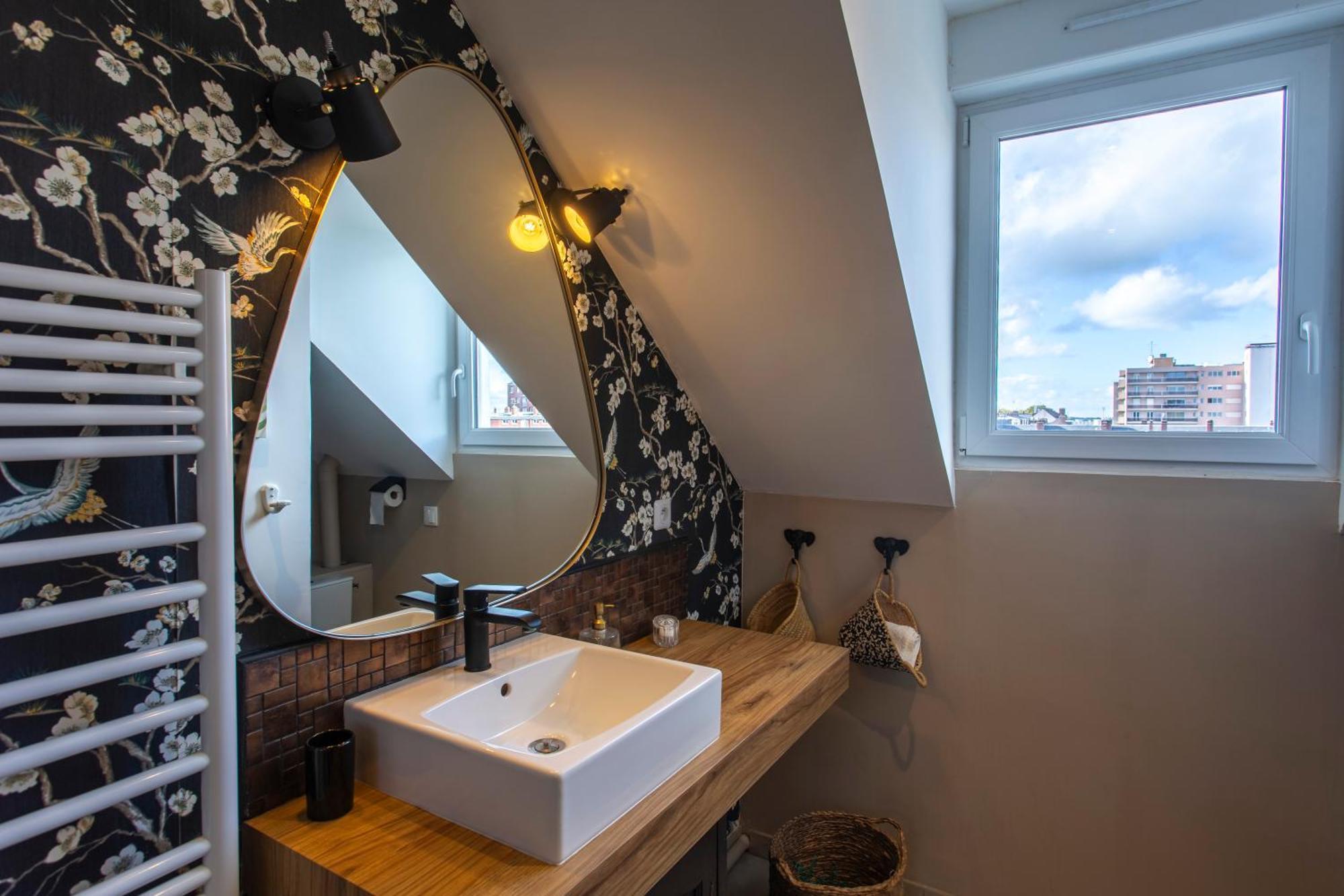 un Nid en Ville-a Nest in Town -AMIENS-classé 3 étoiles Extérieur photo
