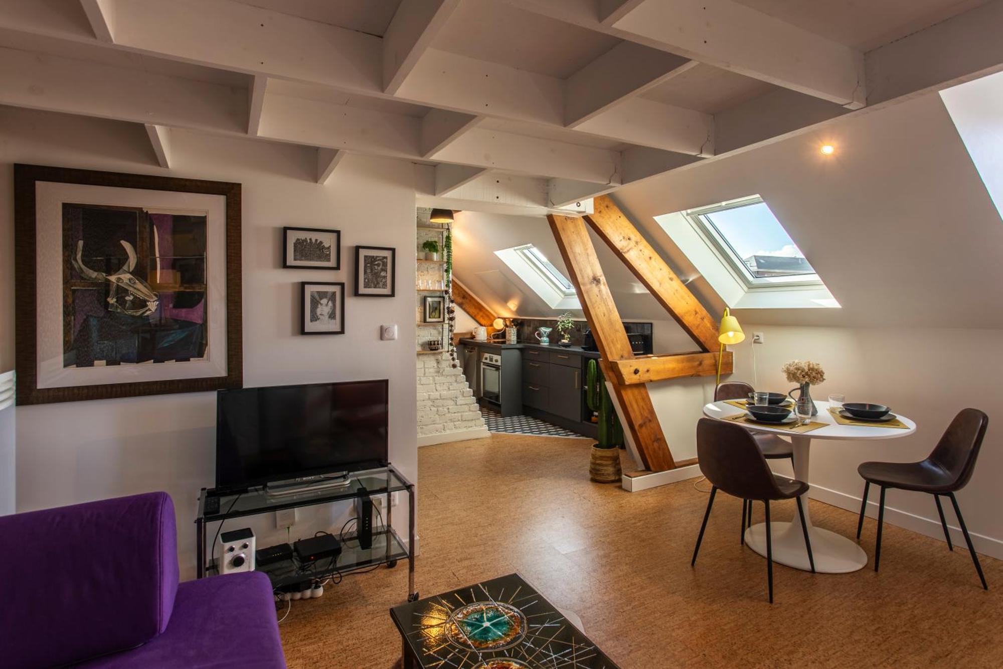 un Nid en Ville-a Nest in Town -AMIENS-classé 3 étoiles Extérieur photo